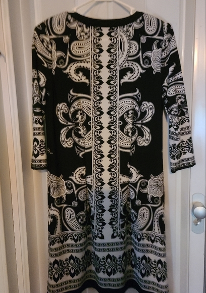 Haani Womens Petite Med. 3/4 sleeve black and white dress, EUC. 3 for $10 - Picture 3 of 4